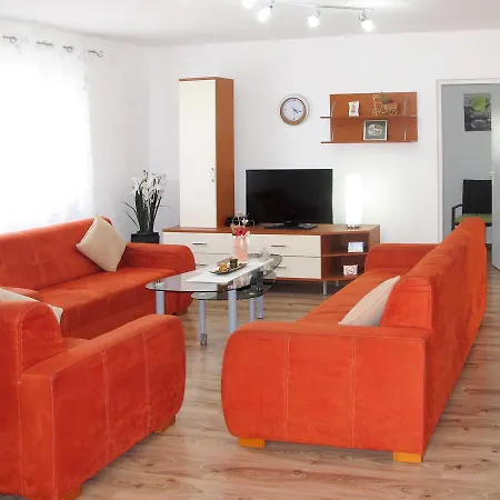 Ferienhaus Haus Vaja 424s